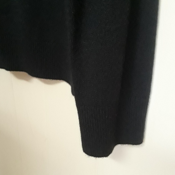 Vintage Zip up mock turtleneck black sweater med. - Picture 5 of 5